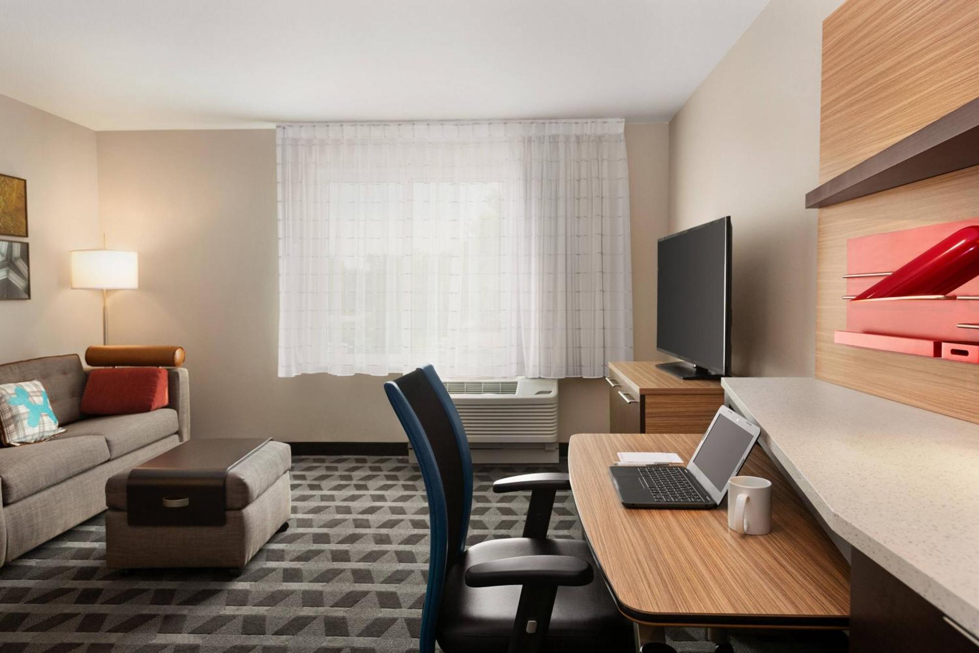 Towneplace Suites Cedar Rapids Marion Екстериор снимка