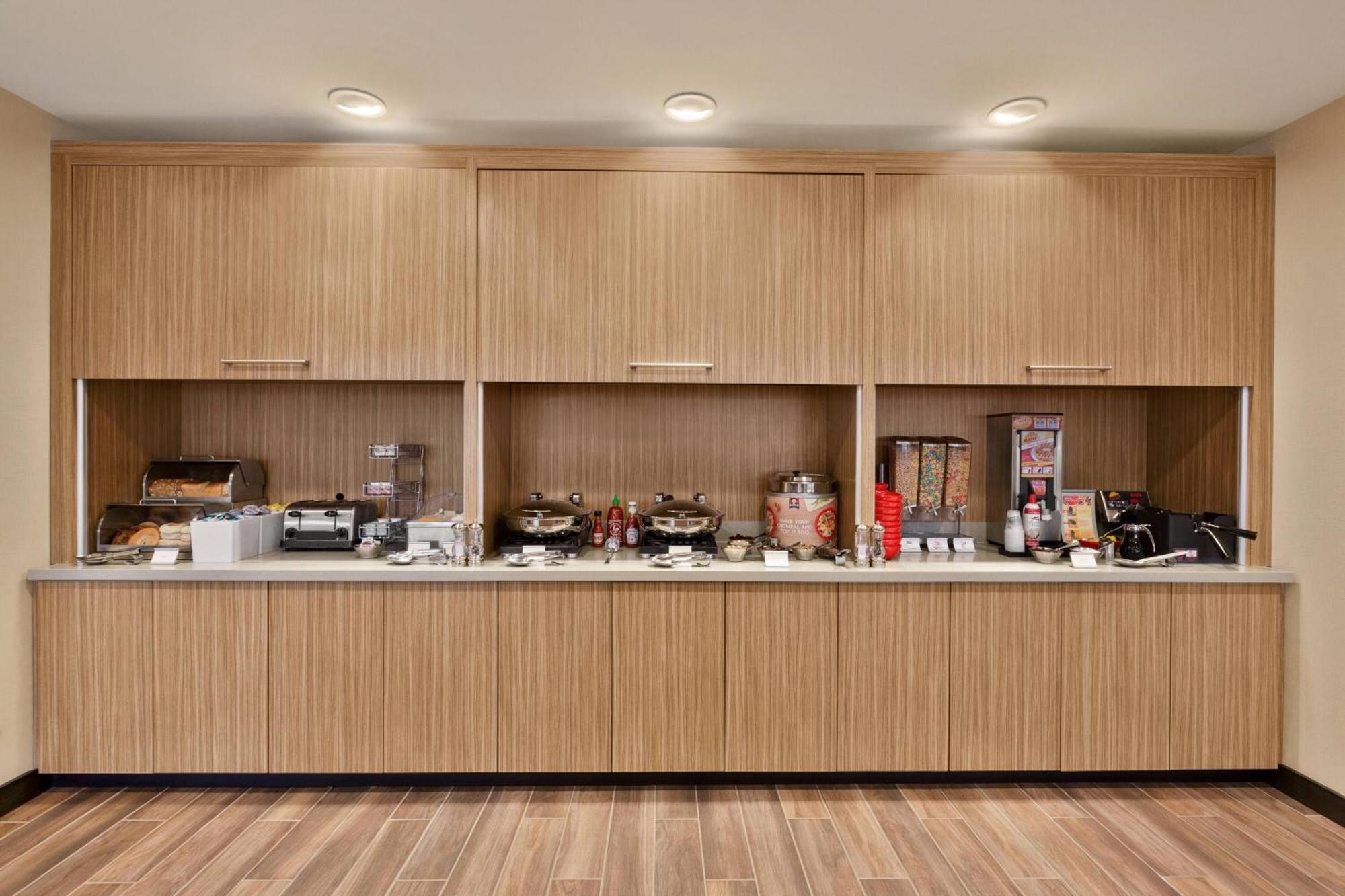 Towneplace Suites Cedar Rapids Marion Екстериор снимка