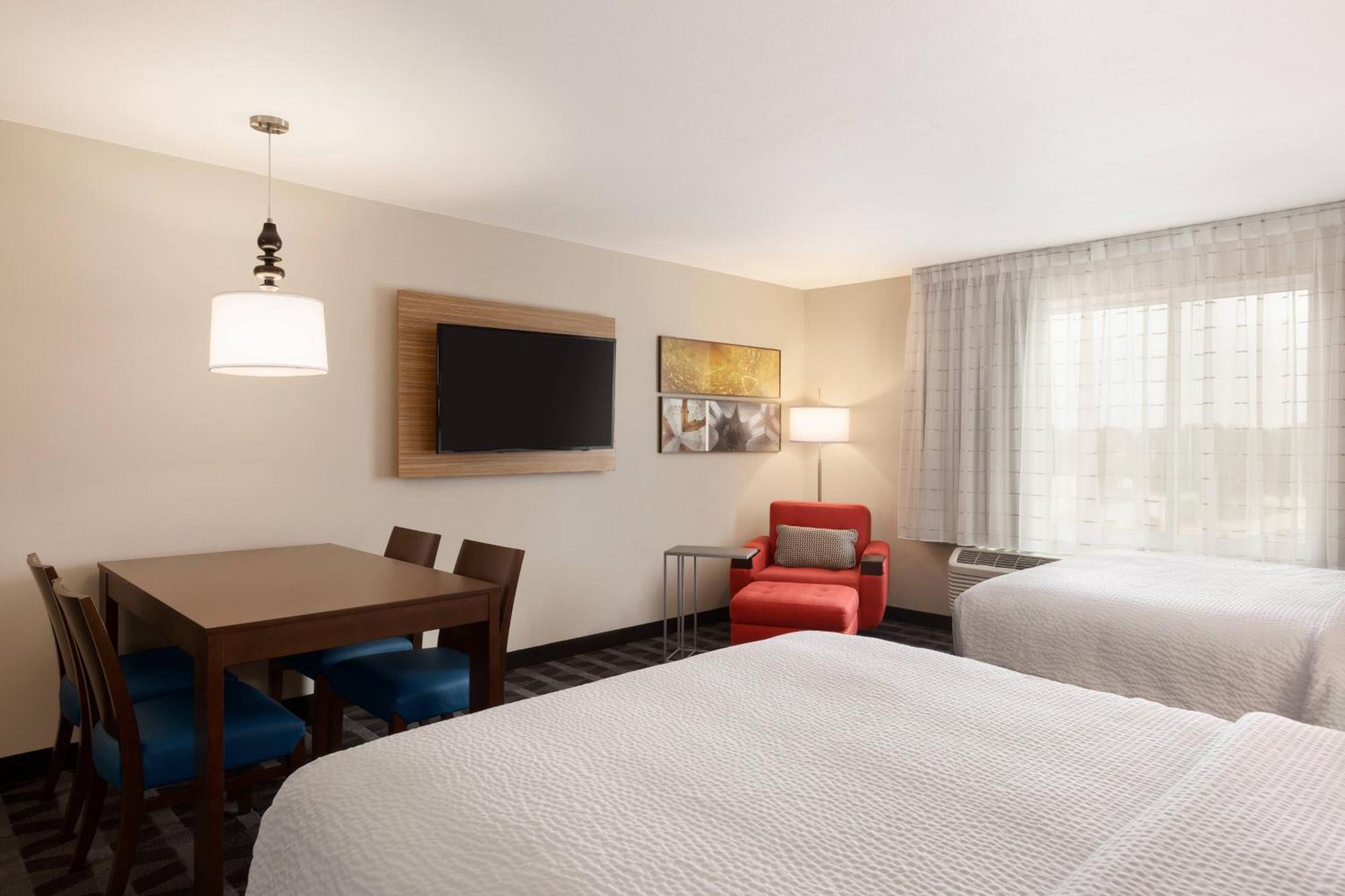 Towneplace Suites Cedar Rapids Marion Екстериор снимка